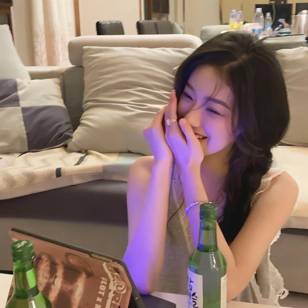 背靠背，脸对脸